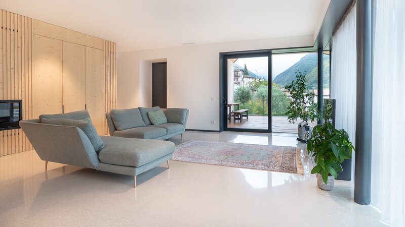 Pardoseli la Cheie: Microciment, Epoxidice, Beton, Terrazzo - Calitate